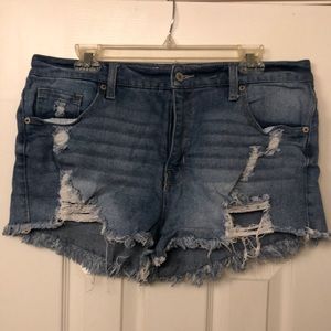 Mossimo Supply Co High Rise Short, light wash denim, size 14/32